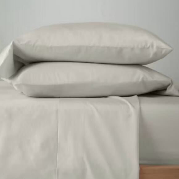 Casaluna Supima Sateen Solid Sheet Set in Natural Full New - Picture 1 of 4